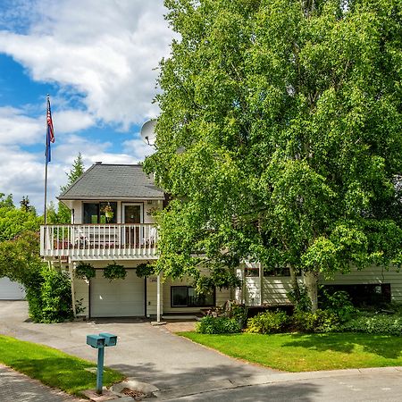 Camai Bed And Breakfast Анкъридж Екстериор снимка