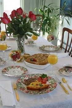 Camai Bed And Breakfast Анкъридж Екстериор снимка